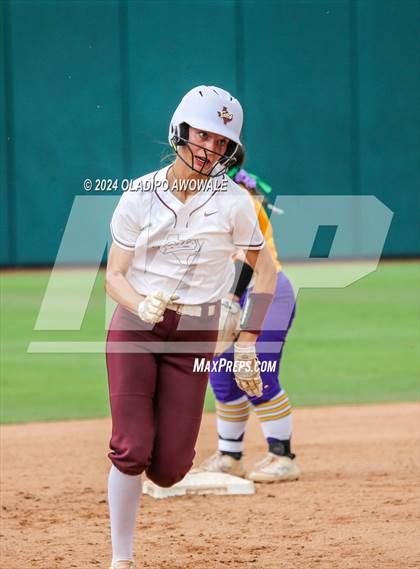 Thumbnail 3 in Calallen vs. Sanger (UIL Softball 4A Semifinal) photogallery.