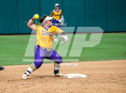 Thumbnail 3 in Calallen vs. Sanger (UIL Softball 4A Semifinal) photogallery.