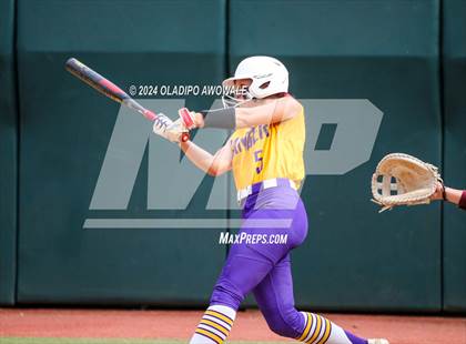 Thumbnail 3 in Calallen vs. Sanger (UIL Softball 4A Semifinal) photogallery.