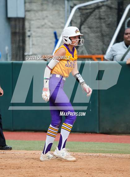 Thumbnail 2 in Calallen vs. Sanger (UIL Softball 4A Semifinal) photogallery.