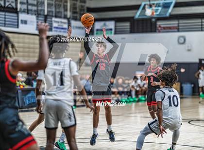 Thumbnail 3 in Mariner vs South Fort Myers (Preseason Classic) photogallery.