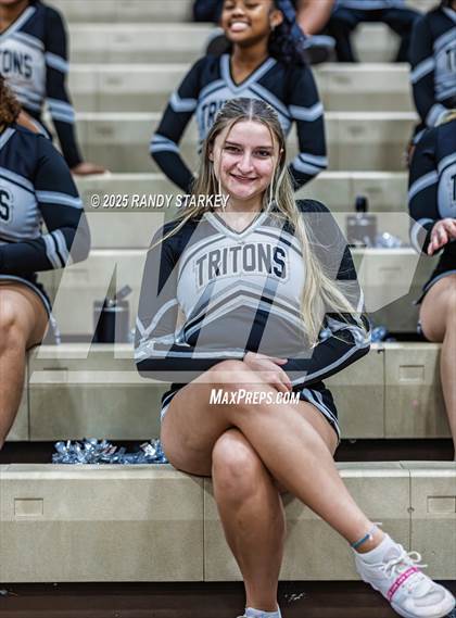 Thumbnail 3 in Mariner vs South Fort Myers (Preseason Classic) photogallery.