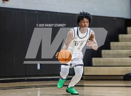 Thumbnail 1 in Mariner vs South Fort Myers (Preseason Classic) photogallery.