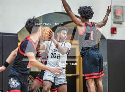 Thumbnail 3 in Mariner vs South Fort Myers (Preseason Classic) photogallery.