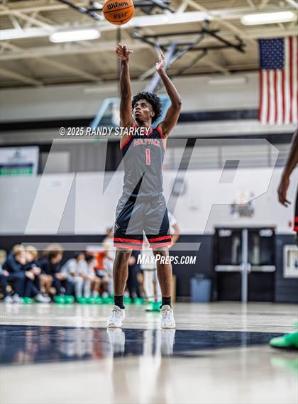 Thumbnail 3 in Mariner vs South Fort Myers (Preseason Classic) photogallery.