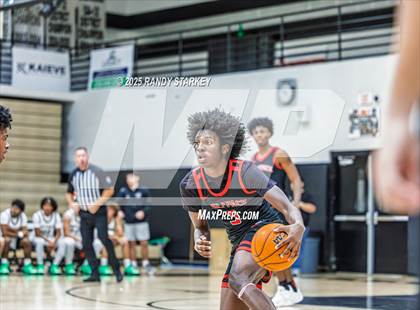 Thumbnail 1 in Mariner vs South Fort Myers (Preseason Classic) photogallery.