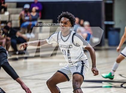 Thumbnail 2 in Mariner vs South Fort Myers (Preseason Classic) photogallery.