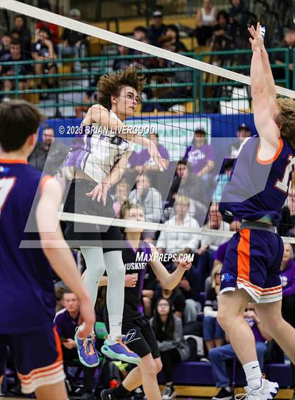 Thumbnail 3 in Legend vs Douglas County (CHSAA 5A Round 1) photogallery.