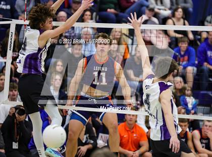 Thumbnail 3 in Legend vs Douglas County (CHSAA 5A Round 1) photogallery.