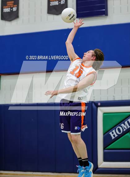 Thumbnail 3 in Legend vs Douglas County (CHSAA 5A Round 1) photogallery.