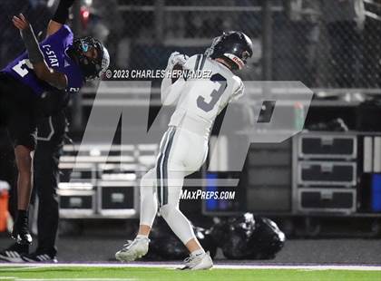Thumbnail 1 in Boerne-Champion @ College Station (UIL 5A Division I Region 3 Bi-District Playoff) photogallery.