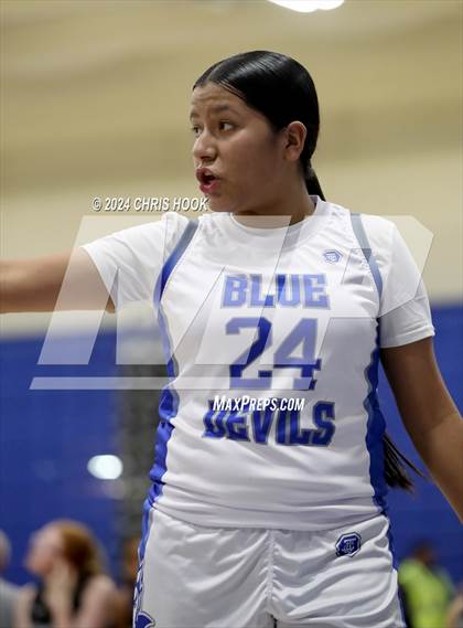 Thumbnail 3 in Queen Creek vs Sunnyside (Inferno Invitational) photogallery.