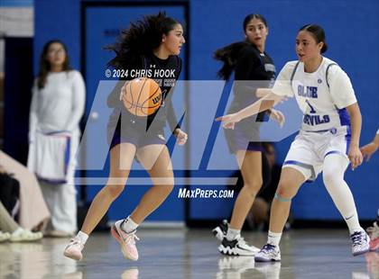 Thumbnail 1 in Queen Creek vs Sunnyside (Inferno Invitational) photogallery.