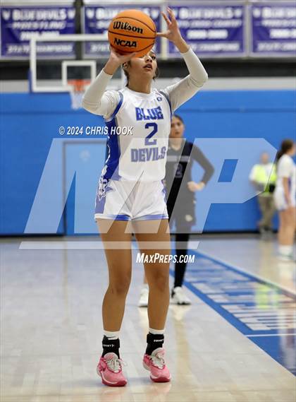 Thumbnail 1 in Queen Creek vs Sunnyside (Inferno Invitational) photogallery.
