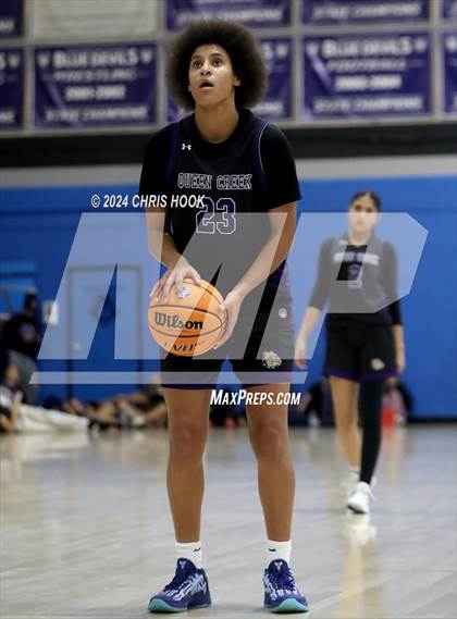 Thumbnail 1 in Queen Creek vs Sunnyside (Inferno Invitational) photogallery.