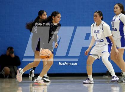 Thumbnail 2 in Queen Creek vs Sunnyside (Inferno Invitational) photogallery.