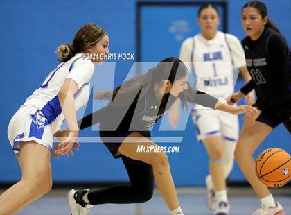 Thumbnail 1 in Queen Creek vs Sunnyside (Inferno Invitational) photogallery.