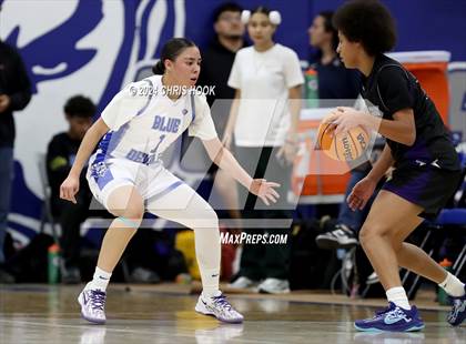 Thumbnail 2 in Queen Creek vs Sunnyside (Inferno Invitational) photogallery.