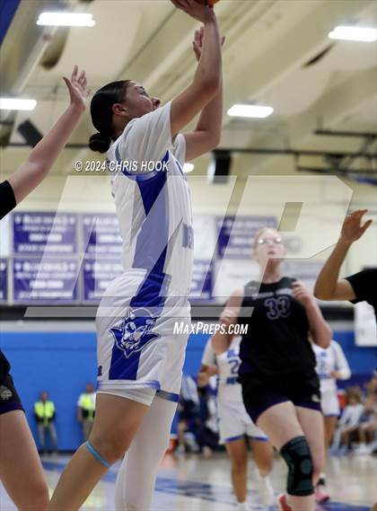 Thumbnail 1 in Queen Creek vs Sunnyside (Inferno Invitational) photogallery.