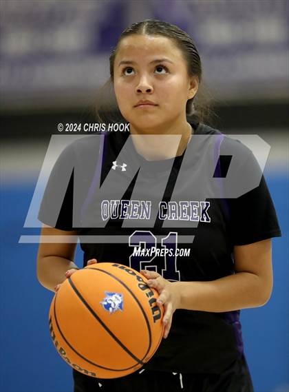 Thumbnail 2 in Queen Creek vs Sunnyside (Inferno Invitational) photogallery.