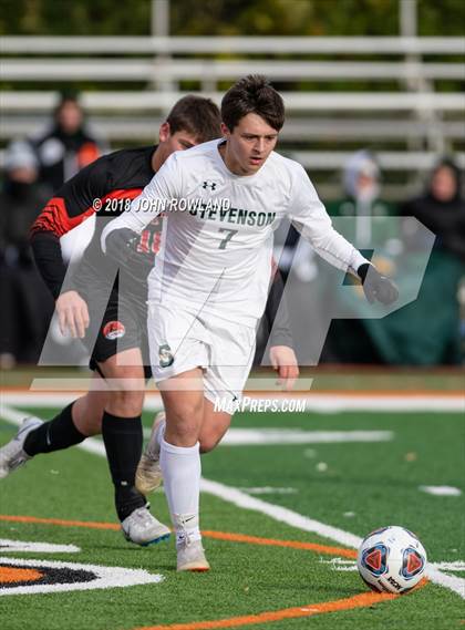 Thumbnail 3 in Libertyville vs. Stevenson (IHSA 3A Regional Final) photogallery.