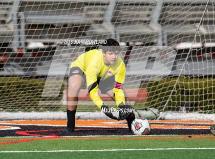 Thumbnail 1 in Libertyville vs. Stevenson (IHSA 3A Regional Final) photogallery.