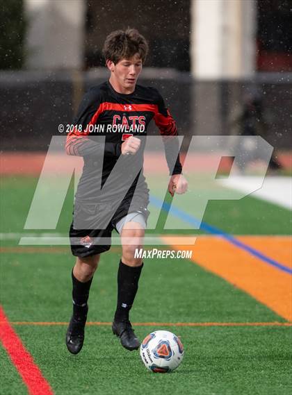 Thumbnail 1 in Libertyville vs. Stevenson (IHSA 3A Regional Final) photogallery.