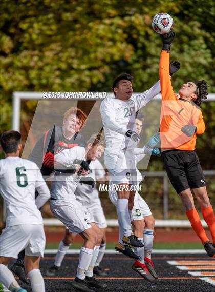 Thumbnail 1 in Libertyville vs. Stevenson (IHSA 3A Regional Final) photogallery.