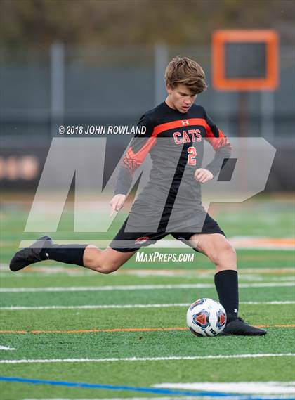 Thumbnail 2 in Libertyville vs. Stevenson (IHSA 3A Regional Final) photogallery.