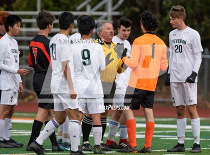Thumbnail 1 in Libertyville vs. Stevenson (IHSA 3A Regional Final) photogallery.