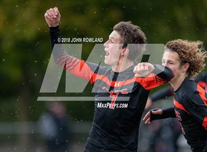 Thumbnail 3 in Libertyville vs. Stevenson (IHSA 3A Regional Final) photogallery.