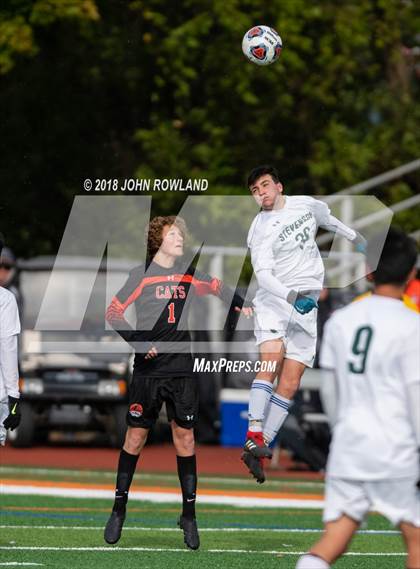 Thumbnail 2 in Libertyville vs. Stevenson (IHSA 3A Regional Final) photogallery.