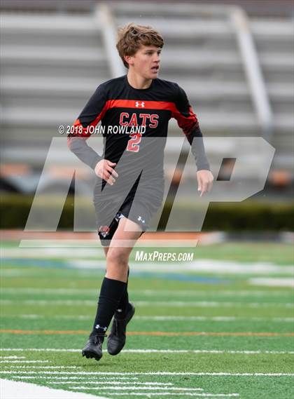 Thumbnail 3 in Libertyville vs. Stevenson (IHSA 3A Regional Final) photogallery.