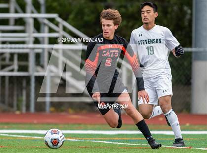 Thumbnail 2 in Libertyville vs. Stevenson (IHSA 3A Regional Final) photogallery.