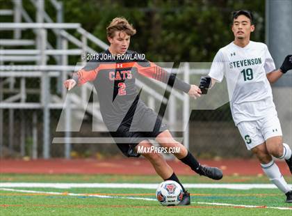 Thumbnail 3 in Libertyville vs. Stevenson (IHSA 3A Regional Final) photogallery.