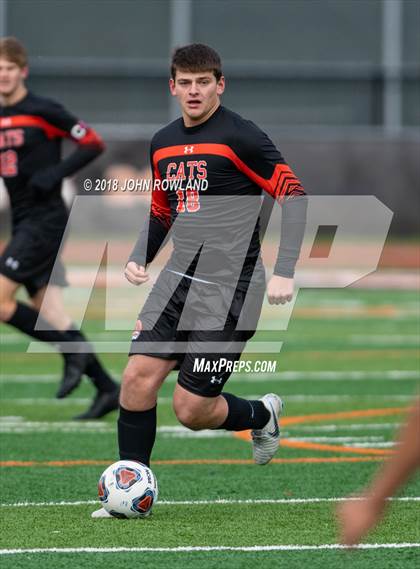 Thumbnail 3 in Libertyville vs. Stevenson (IHSA 3A Regional Final) photogallery.