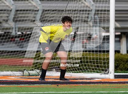Thumbnail 3 in Libertyville vs. Stevenson (IHSA 3A Regional Final) photogallery.