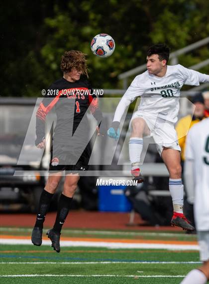 Thumbnail 3 in Libertyville vs. Stevenson (IHSA 3A Regional Final) photogallery.