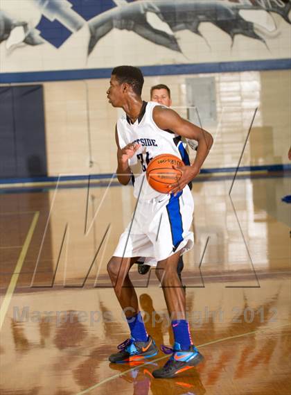 Thumbnail 1 in Clark (San Antonio) vs Westside (Houston) (McDonald's Texas Invitational) photogallery.