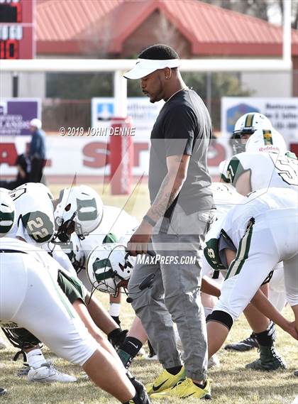 Thumbnail 3 in West Las Vegas @ Robertson (NMAA 3A Quarterfinal) photogallery.