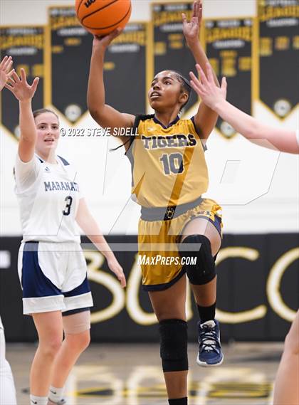 Thumbnail 2 in Morse vs. Maranatha Christian photogallery.