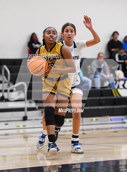 Thumbnail 1 in Morse vs. Maranatha Christian photogallery.
