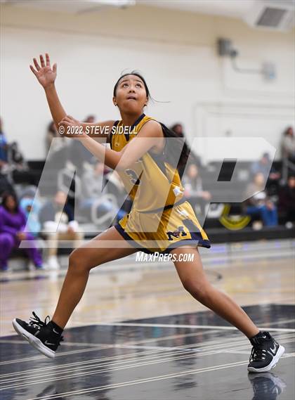 Thumbnail 1 in Morse vs. Maranatha Christian photogallery.