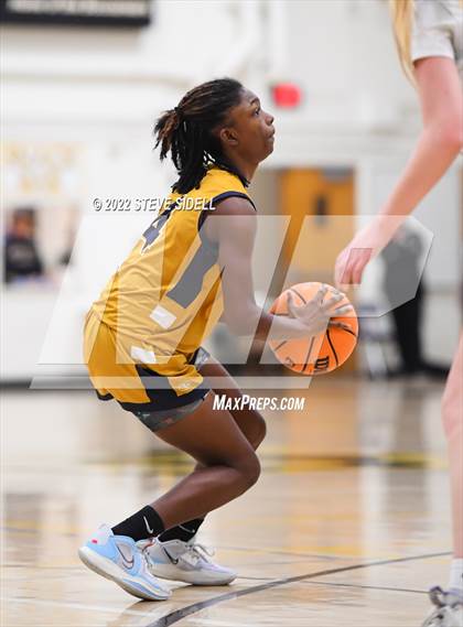 Thumbnail 3 in Morse vs. Maranatha Christian photogallery.
