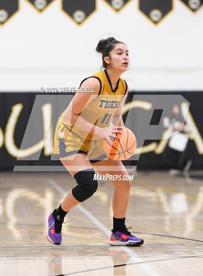 Thumbnail 1 in Morse vs. Maranatha Christian photogallery.
