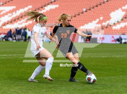 Thumbnail 2 in Ogden vs. Ridgeline (UHSAA 4A Final) photogallery.