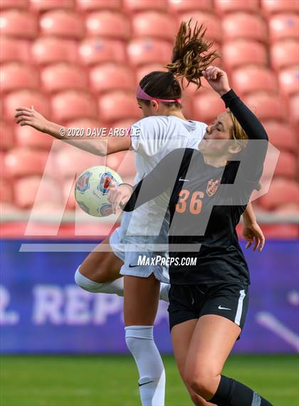 Thumbnail 3 in Ogden vs. Ridgeline (UHSAA 4A Final) photogallery.