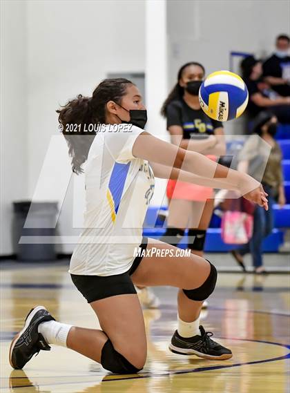 Thumbnail 1 in West Covina @ Charter Oak photogallery.
