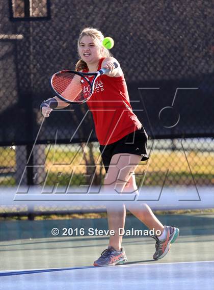Thumbnail 3 in McGehee vs Mt. Carmel photogallery.