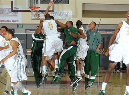 Thumbnail 3 in Wenonah vs. Long Beach Poly (MaxPreps Holiday Classic) photogallery.